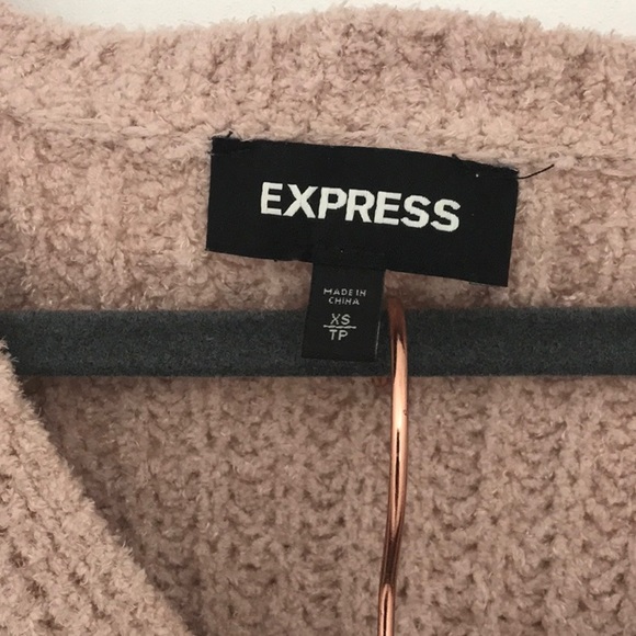 Express chenille sweaters - Picture 3 of 3